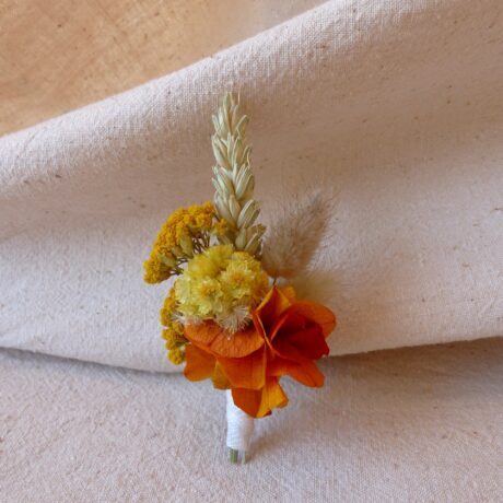 Boutonnière orange