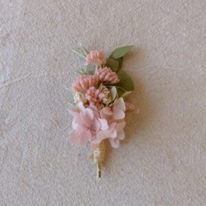 Boutonnière rose et vieux rose